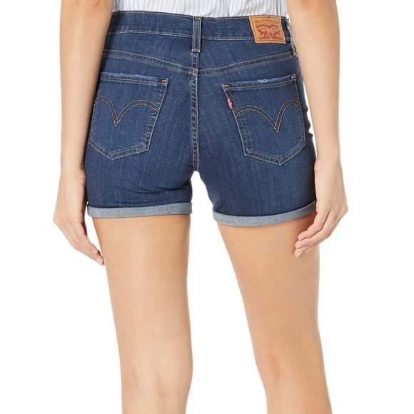 Levi's Blue Jean Shorts Classic Style - Picture 2 of 16